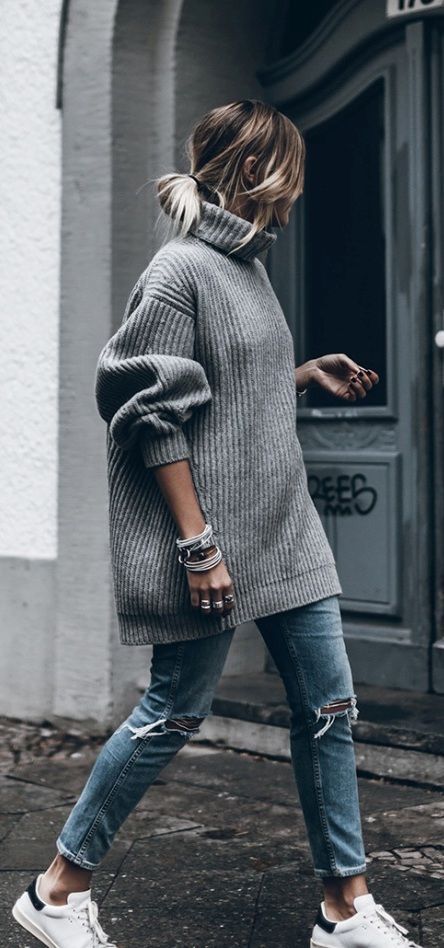 oversized grey knitted sweater