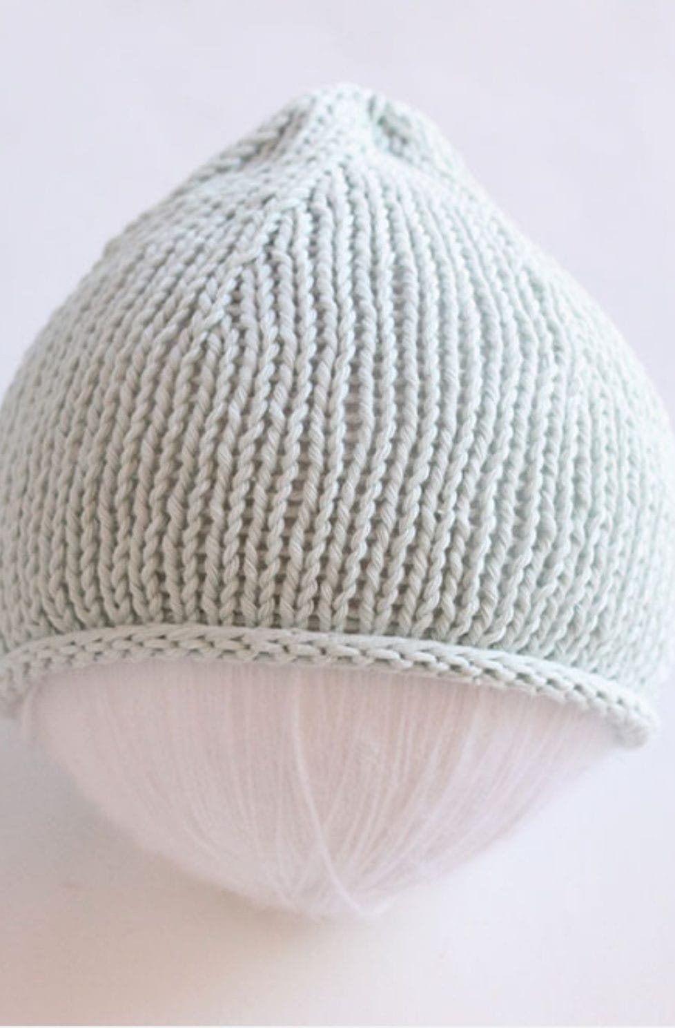 Featured image of post Free Baby Hat Knitting Patterns To Download : This lovely hat is sure to keep your little one warm and cozy at any time of the year.