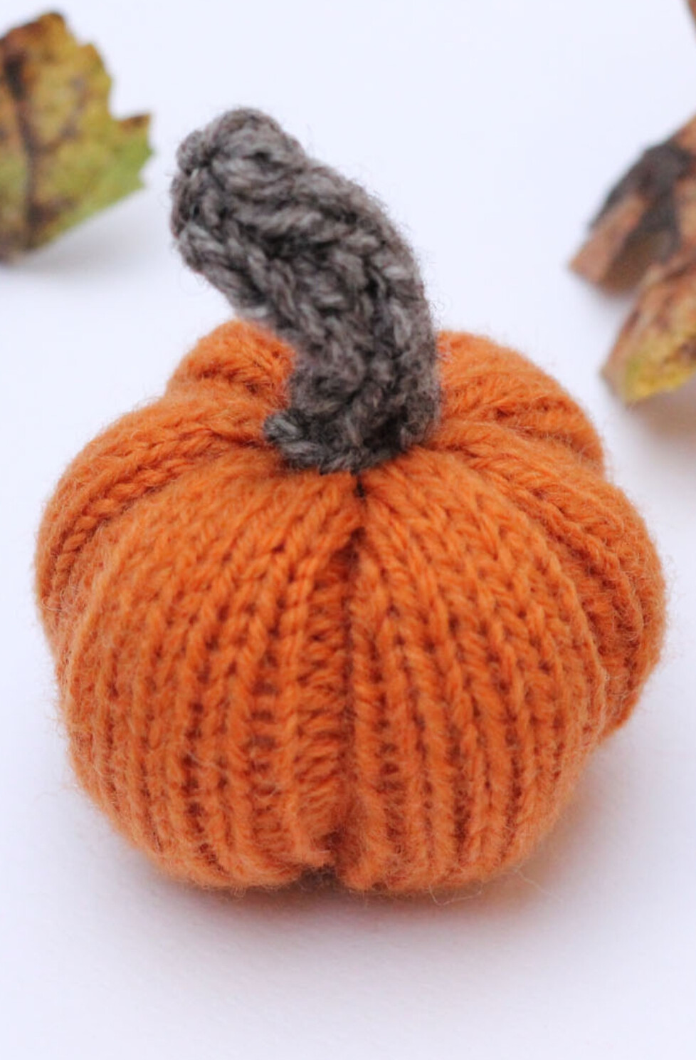 Knitted Pumpkin Pattern {Small + Quick} Handy Little Me