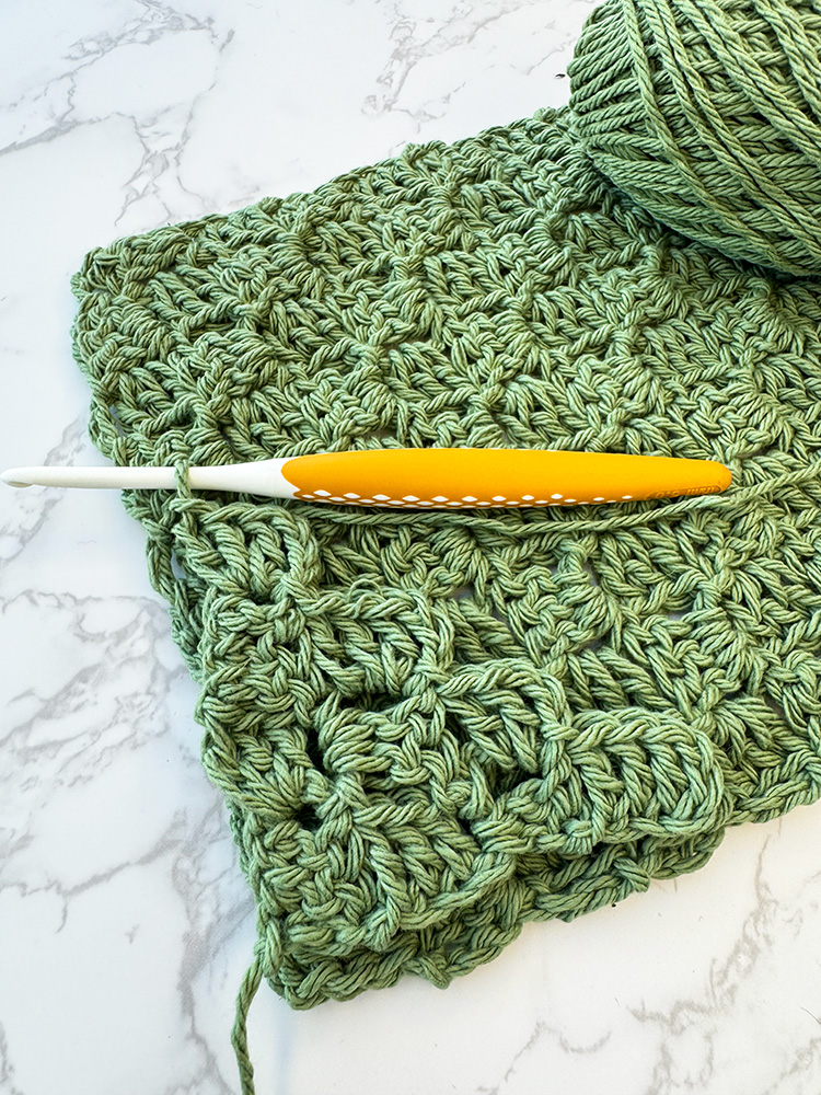 How To Corner To Corner Crochet (C2C) For Beginners Handy Little Me