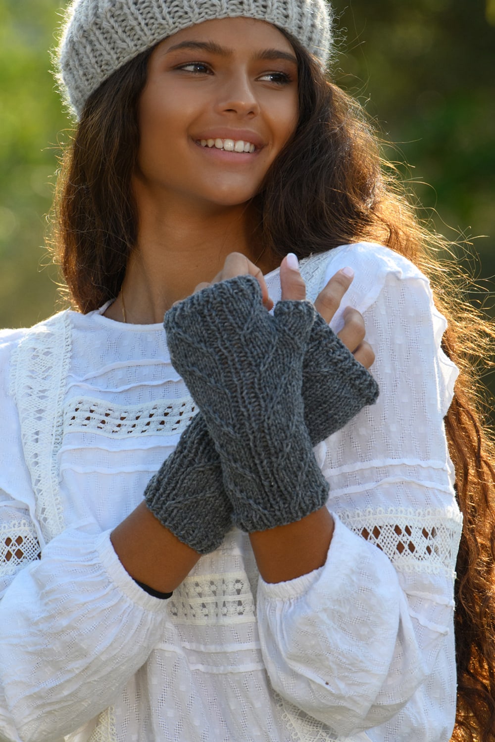 fingerless mittens feat image