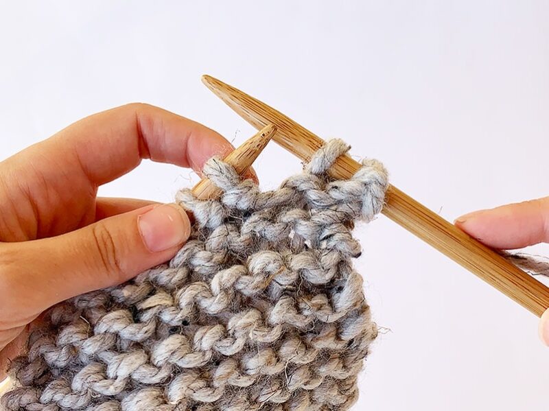 How To Cast Off In Knitting {+ Video Tutorial} - Handy Little Me