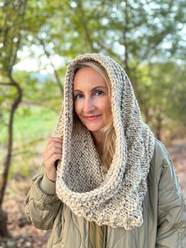 Snood Knitting Pattern (Free + Easy) - Handy Little Me