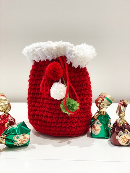 Crochet Gift Bags | 6 Free Patterns - Handy Little Me